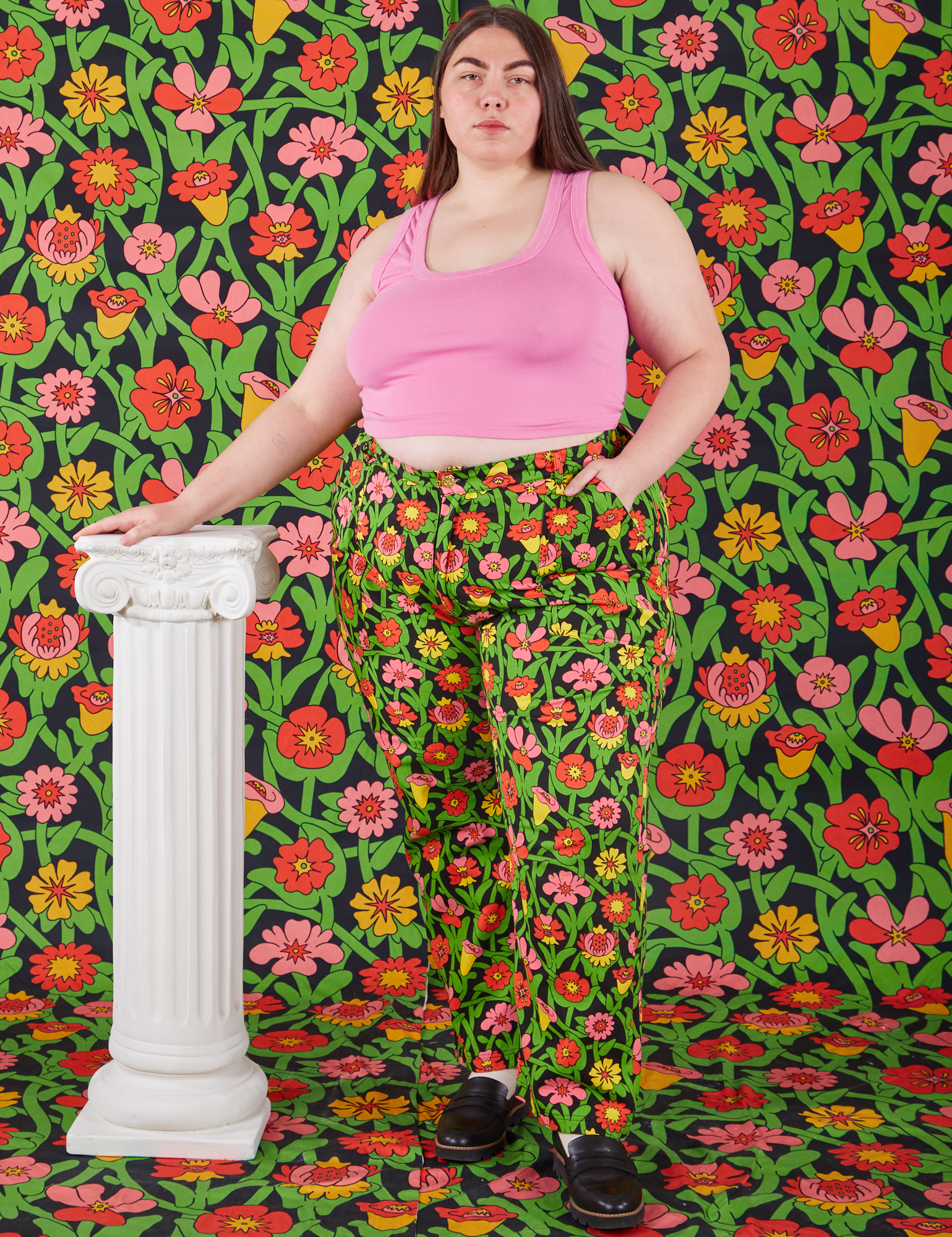 Marielena is 5&#39;8&quot; and wearing 2XL Work Pants in Flower Tangle paired with bubblegum pink Cropped Tank Top