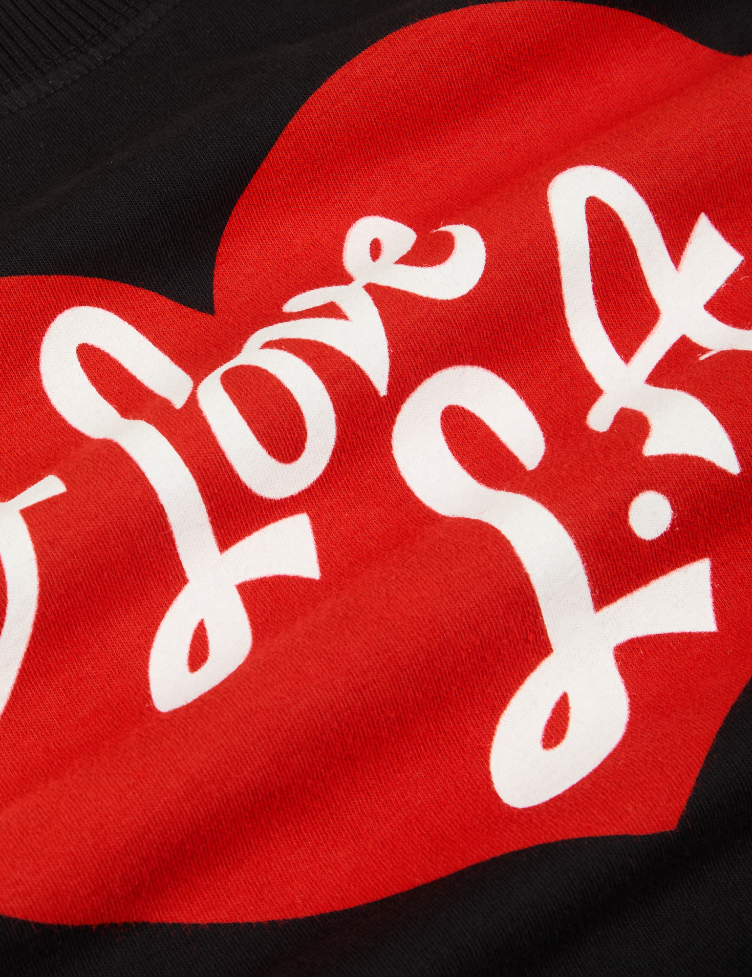 Tourist Tee I ❤️ LA close up