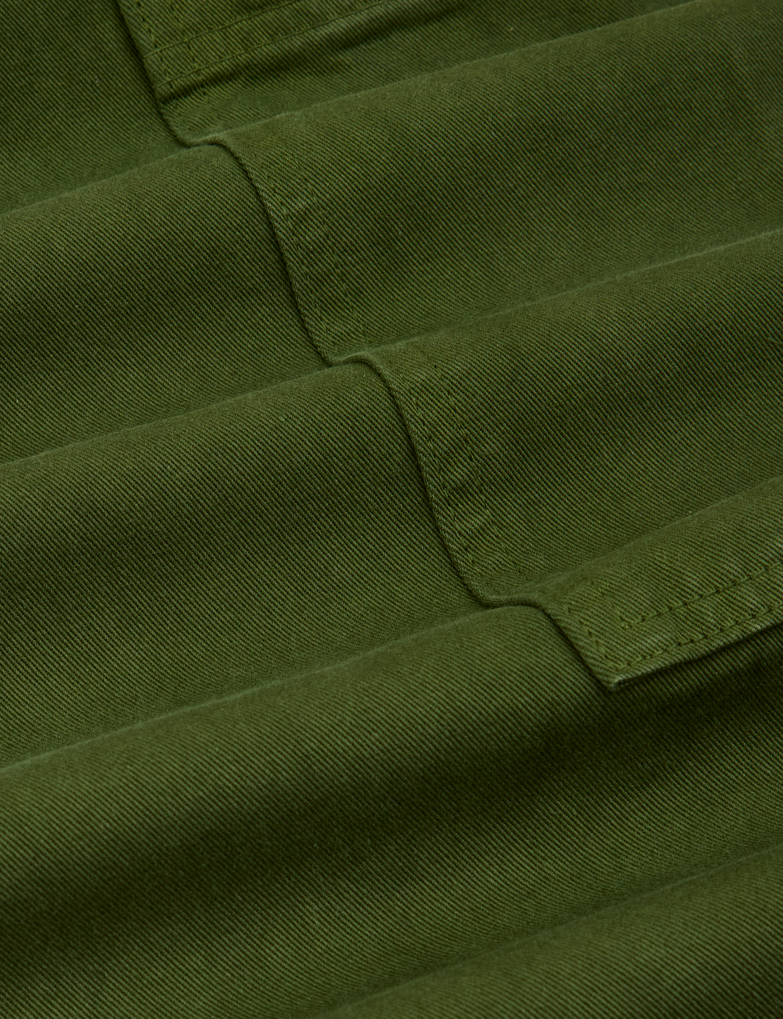 Drop Pocket Cargo Pants in Evergreen fabric detail close up