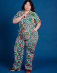 Ashley is 5’7” and wearing 1XL Quilt Print Jumpsuit