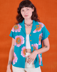 Alex is 5'8" and wearing P Paintstamped Pantry Button-Up in Hawaiian Blue