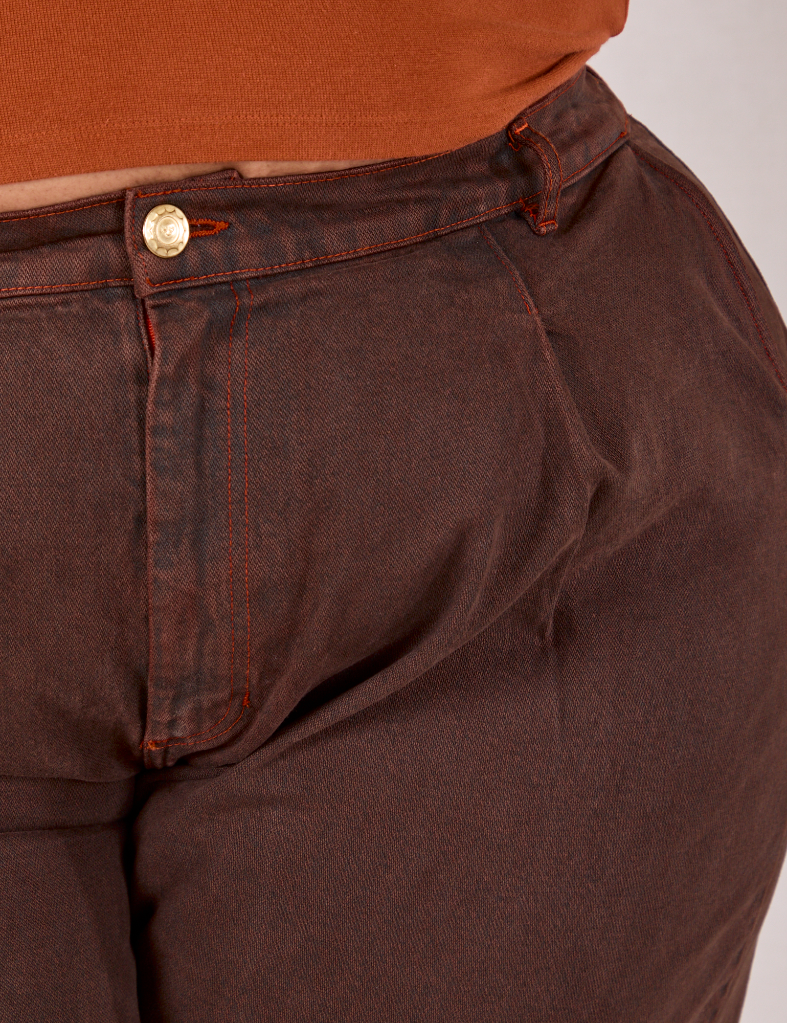 Overdyed Denim Trouser in Fudge front close up on Morgan