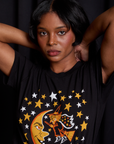 Vintage Tee in Moon & Witch front close up on Kandia
