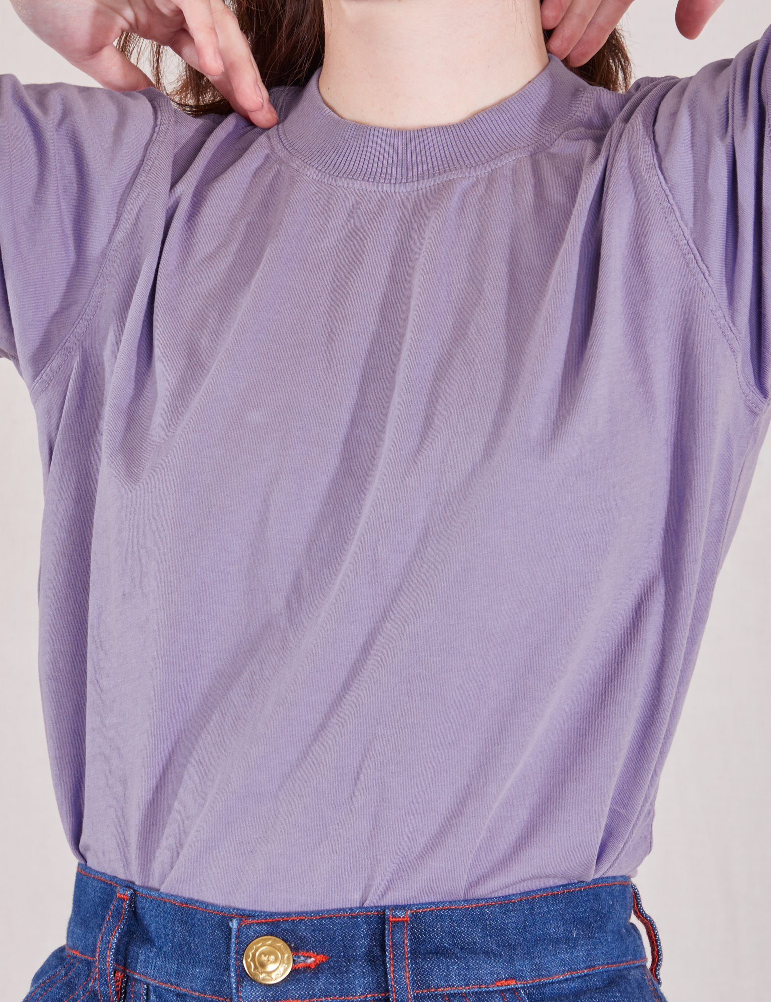 Organic Vintage Tee in Faded Grape front close up on Hana