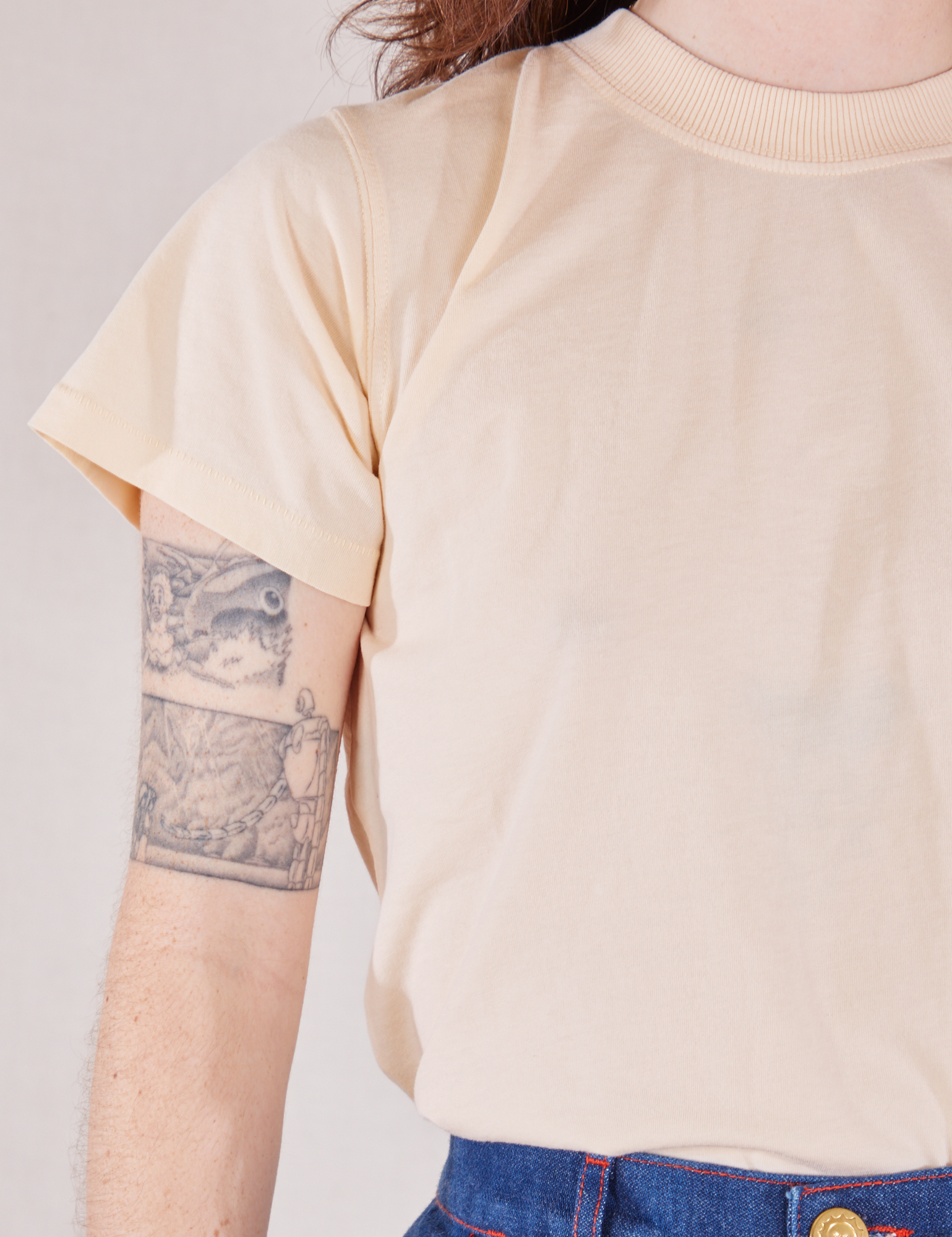Organic Vintage Tee in Vintage Tee Off-White front close up on Hana