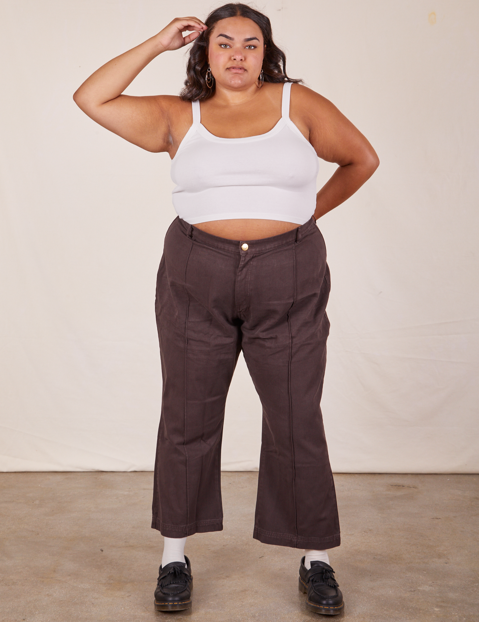 Alicia is wearing Cropped Cami in Vintage Tee Off-White and espresso brown Western Pants