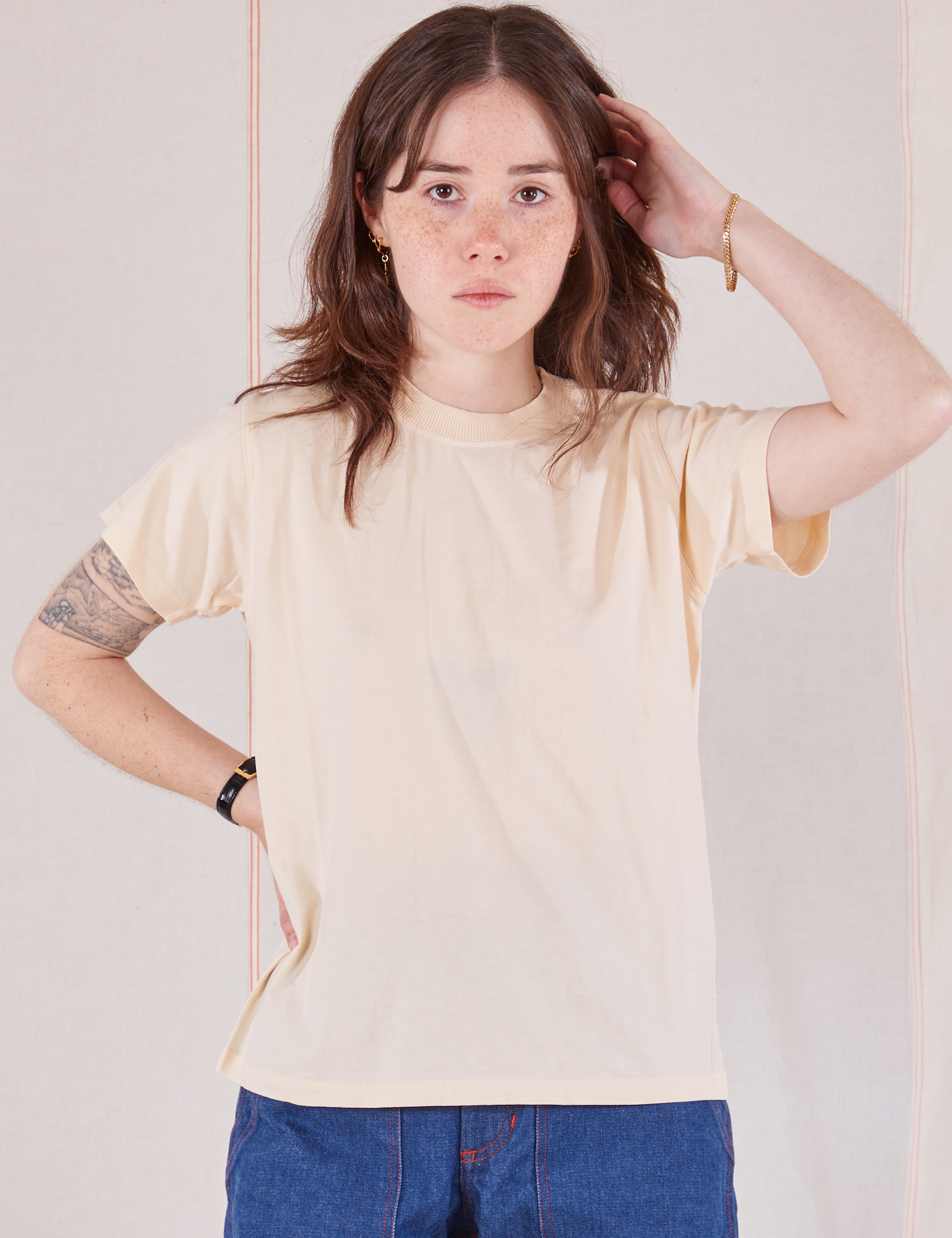 Hana is wearing Organic Vintage Tee in Vintage Tee Off-White