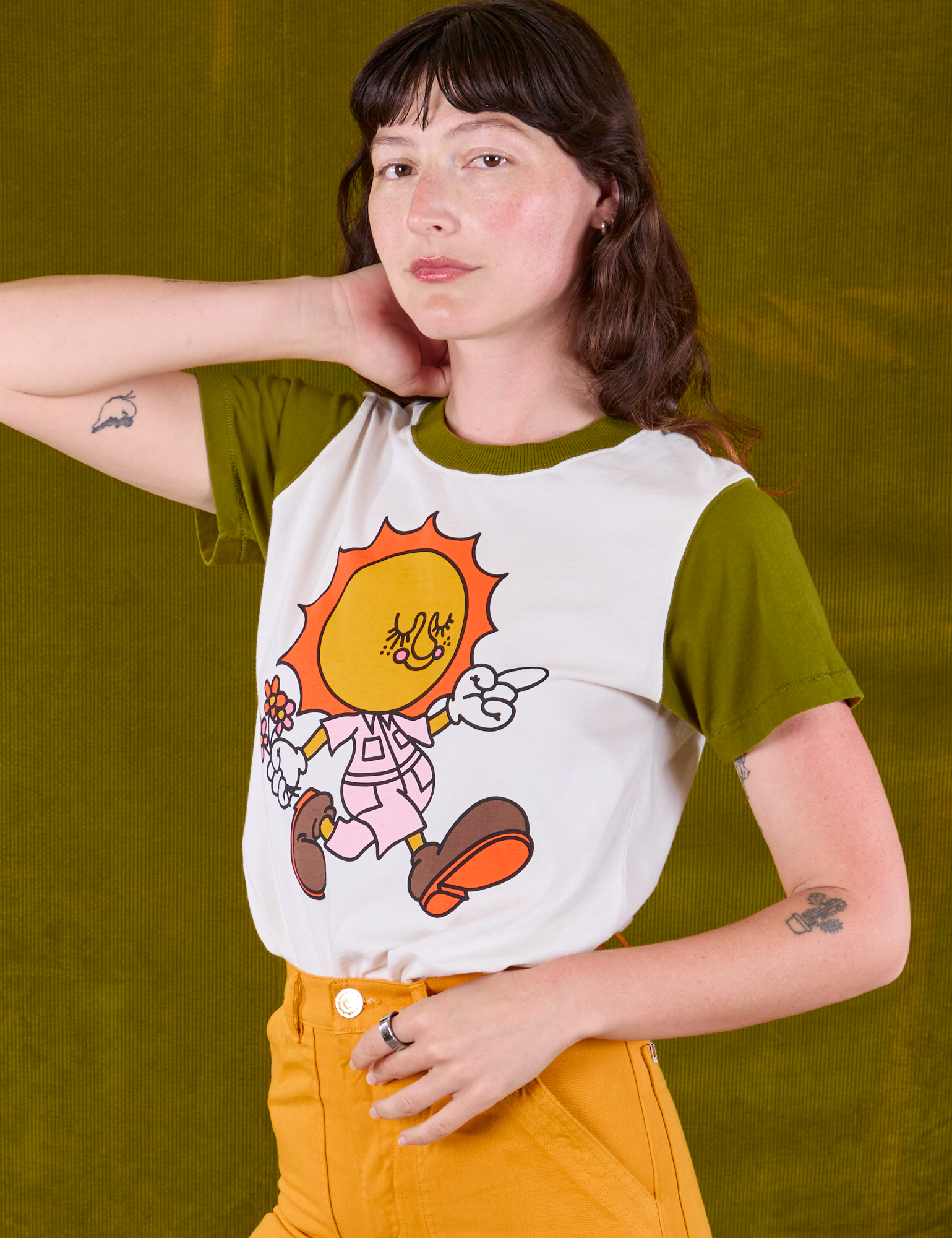 Anniversary Tee in Walkin' On Sun Baby on Alex