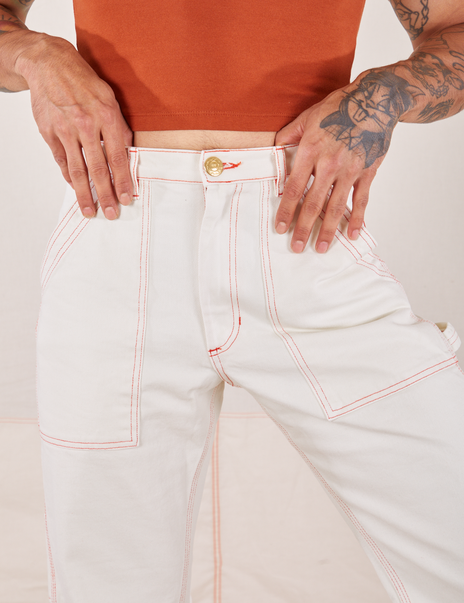 Carpenter Jeans in Vintage Tee Off-White front close up on Jesse