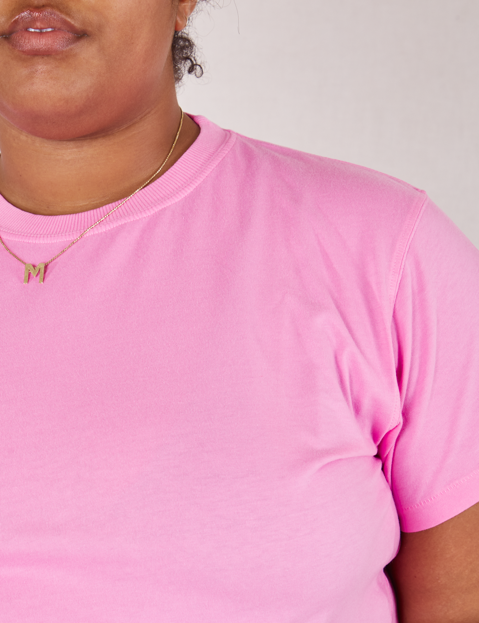 Organic Vintage Tee in Bubblegum Pink front shoulder close up on Morgan