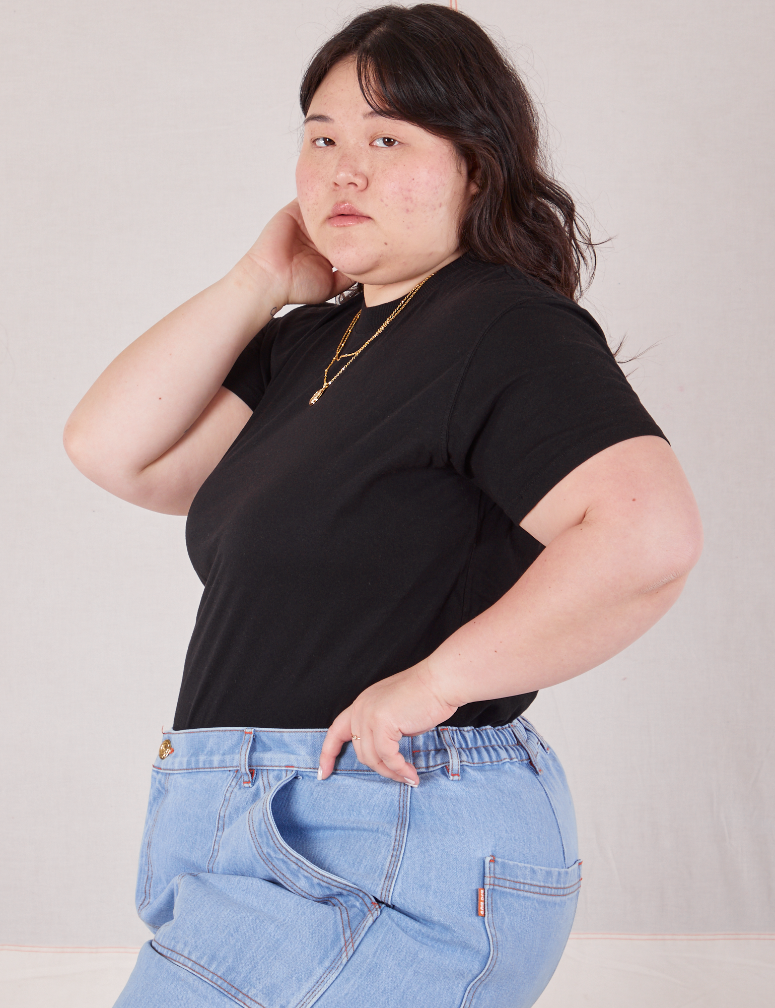 Organic Vintage Tee in Basic Black side view on Ashley