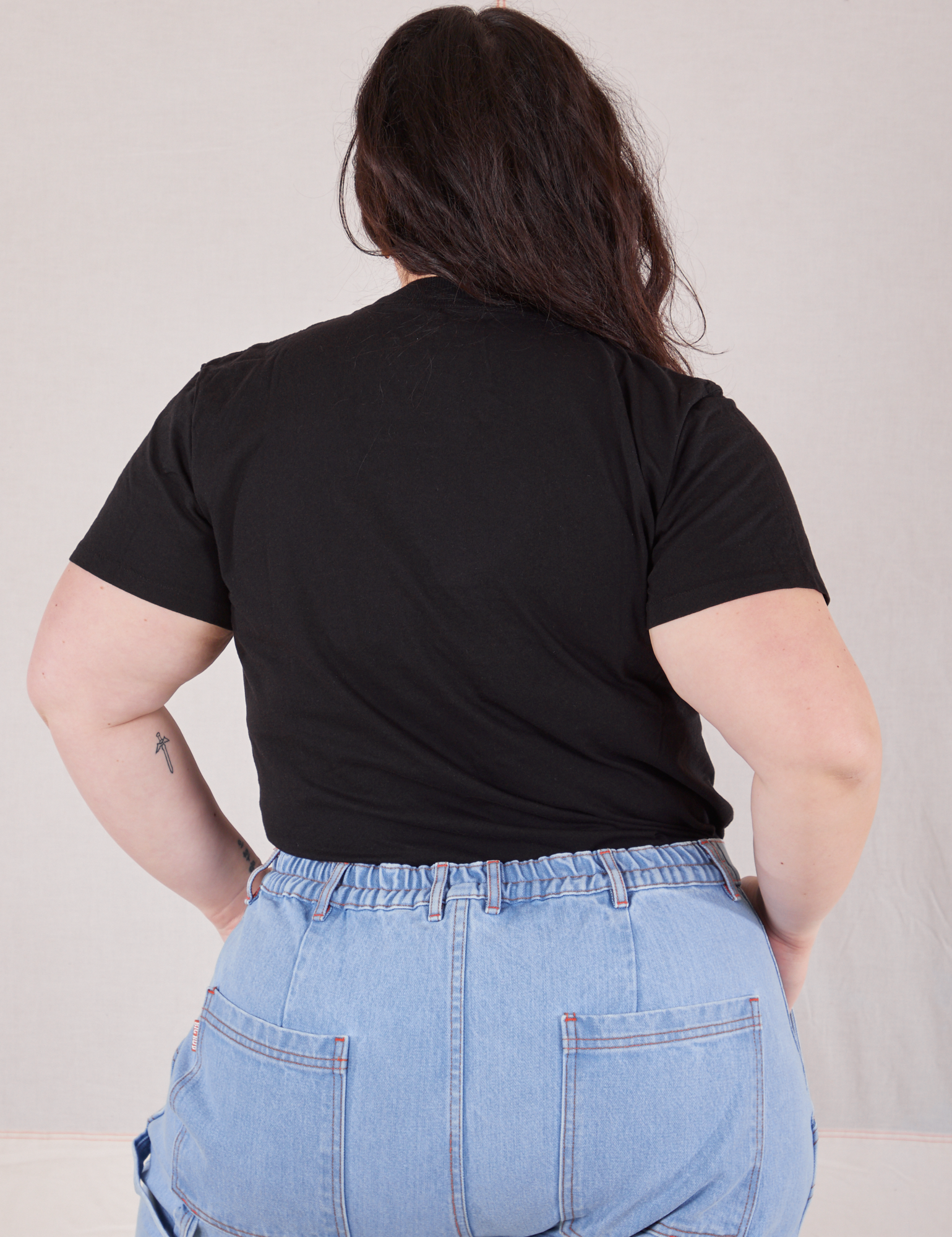 Organic Vintage Tee in Basic Black back view on Ashley