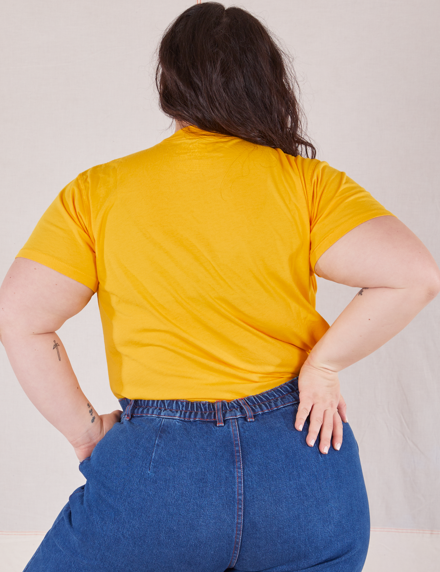 Organic Vintage Tee in Sunshine Yellow back view on Ashley