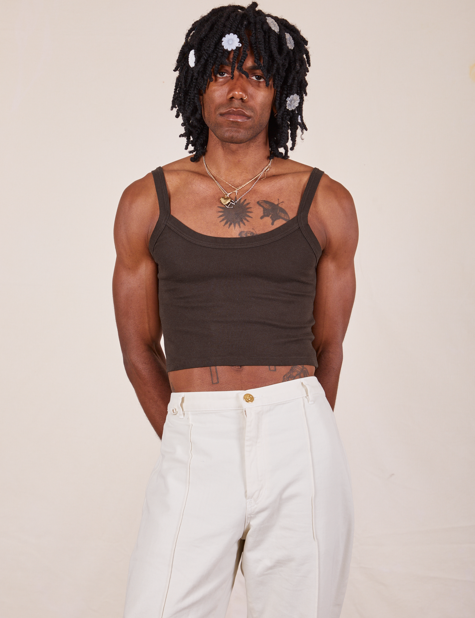 Jerrod is 6&#39;3&quot; and wearing S Cropped Cami in Espresso Brown paired with vintage off-white Western Pants