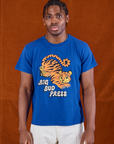 Isaac is 5’10” and wearing M BBP Tiger Tee