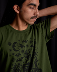 Vintage Tee in Papercut close up