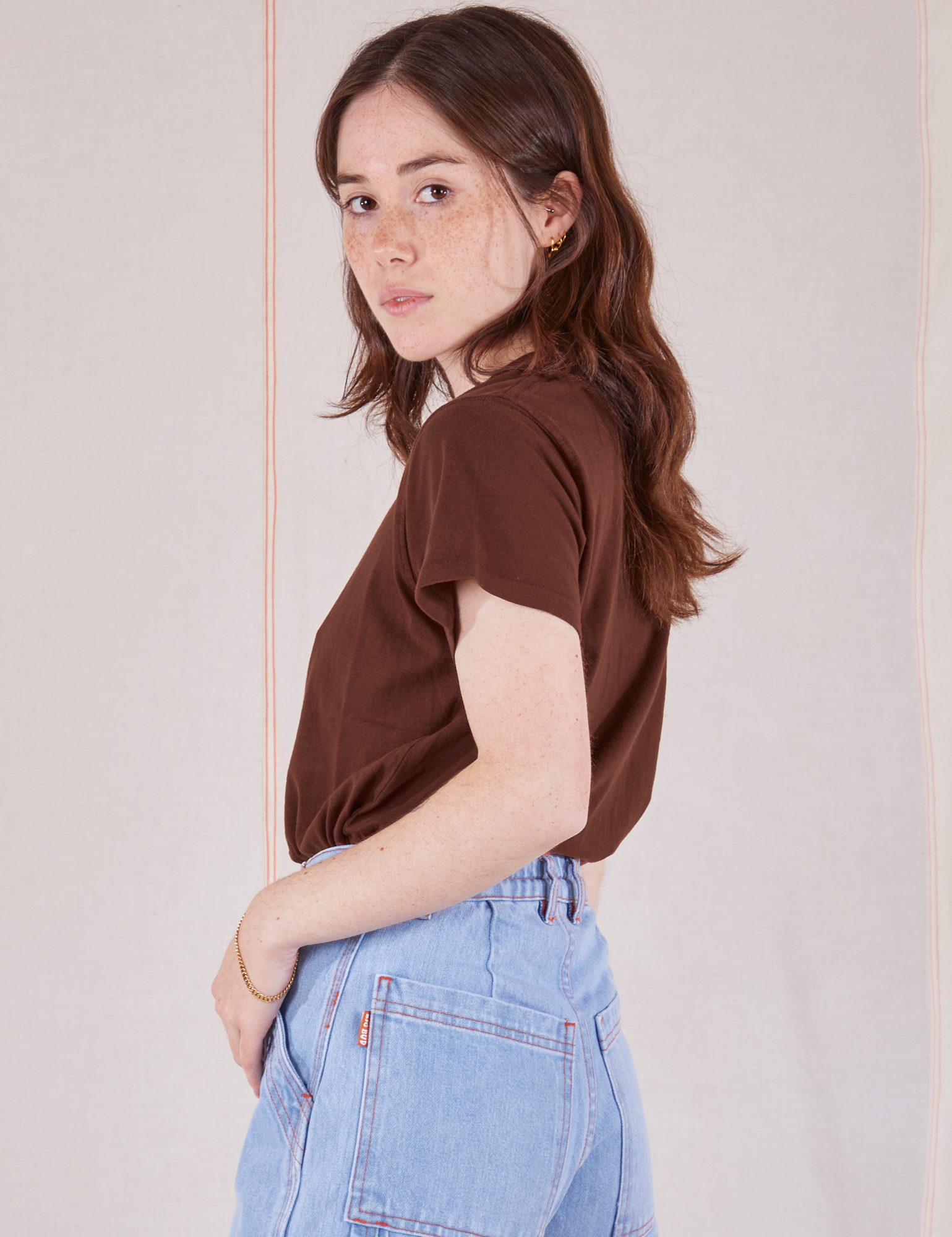 Organic Vintage Tee in Fudgesicle Brown side view on Hana