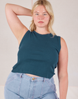 Lish is 5’8” and wearing L Muscle Tee in Lagoon