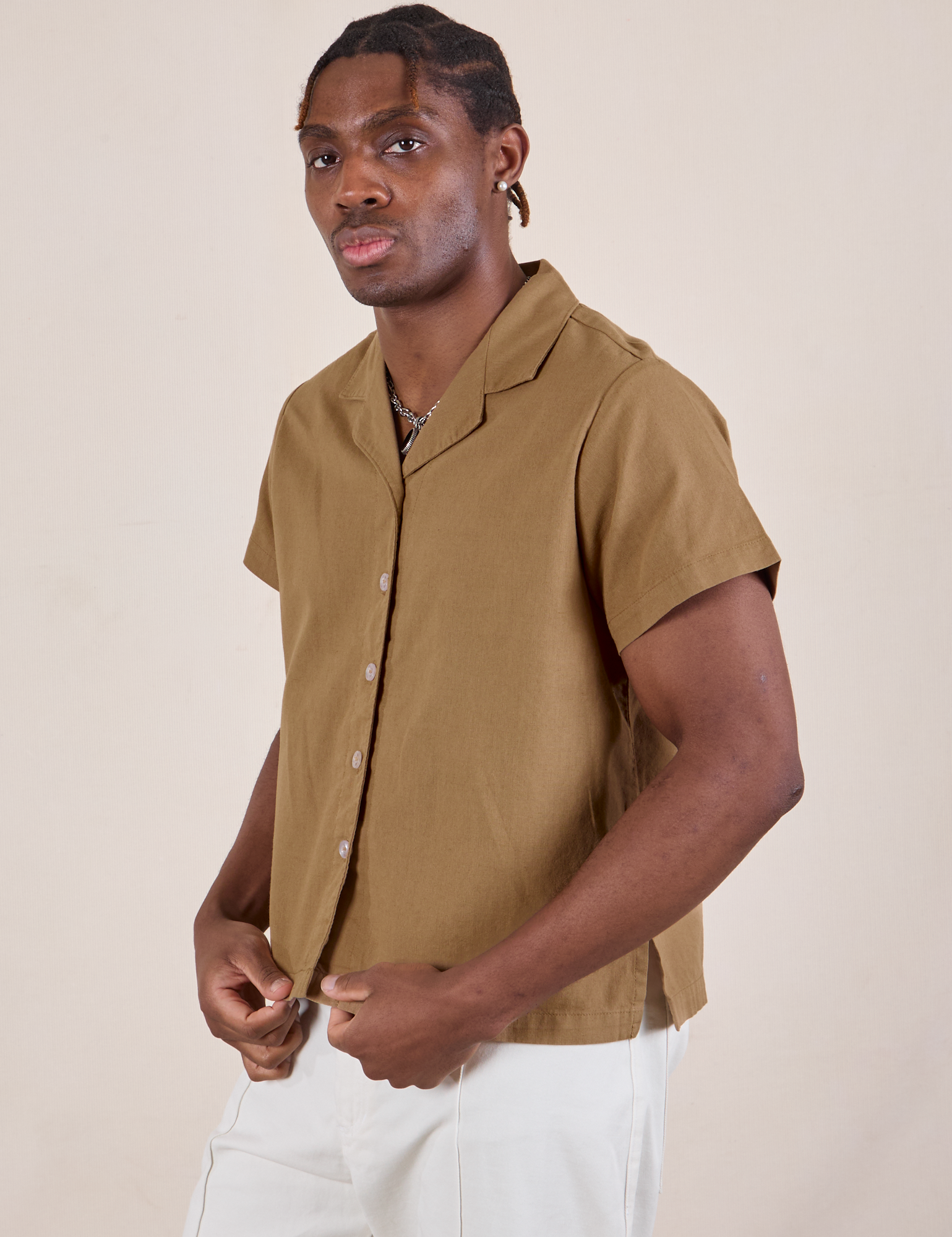 Pantry Button-Up in Desert Brown angled front view on Isaac