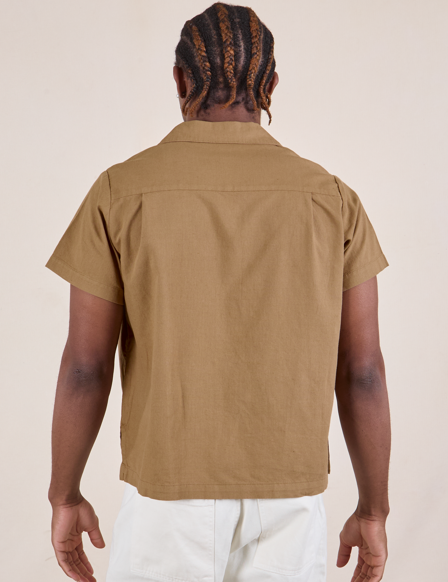 Pantry Button-Up in Desert Brown back view on Isaac