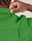 Pantry Button-Up in Kelly Green back shoulder close up on Isaac