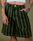 Longline Work Shorts in Evergreen front close up on Jesse