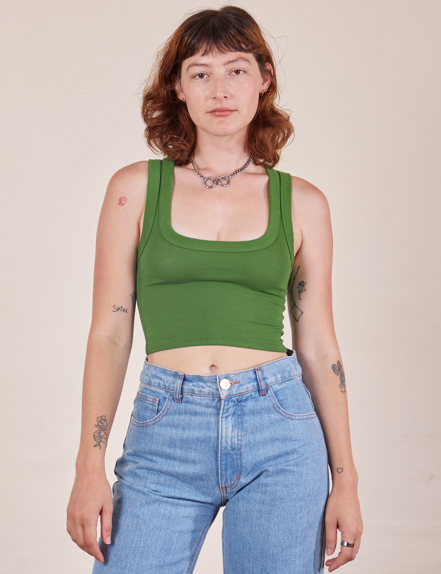 Alex is 5'8" and wearing P Cropped Tank Top in Lawn Green