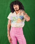 Jesse is wearing XS Pantry Button-Up in Lace Airbrush