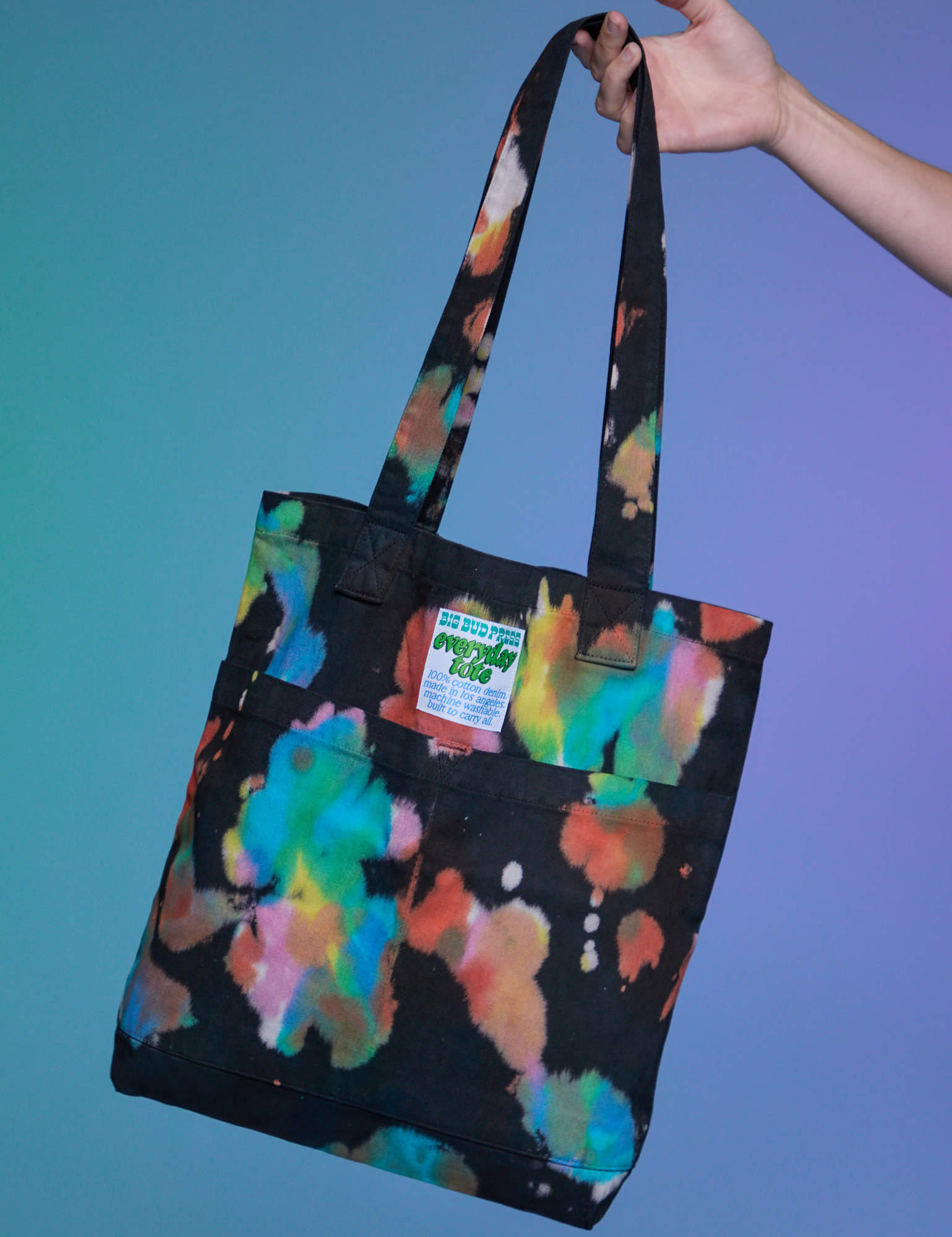 Everyday Tote in Rainbow Magic Waters