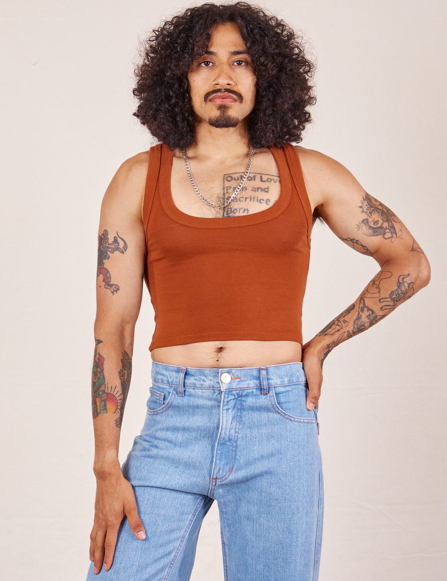 Jesse is 5'8" and wearing XS Cropped Tank Top in Burnt Terracotta