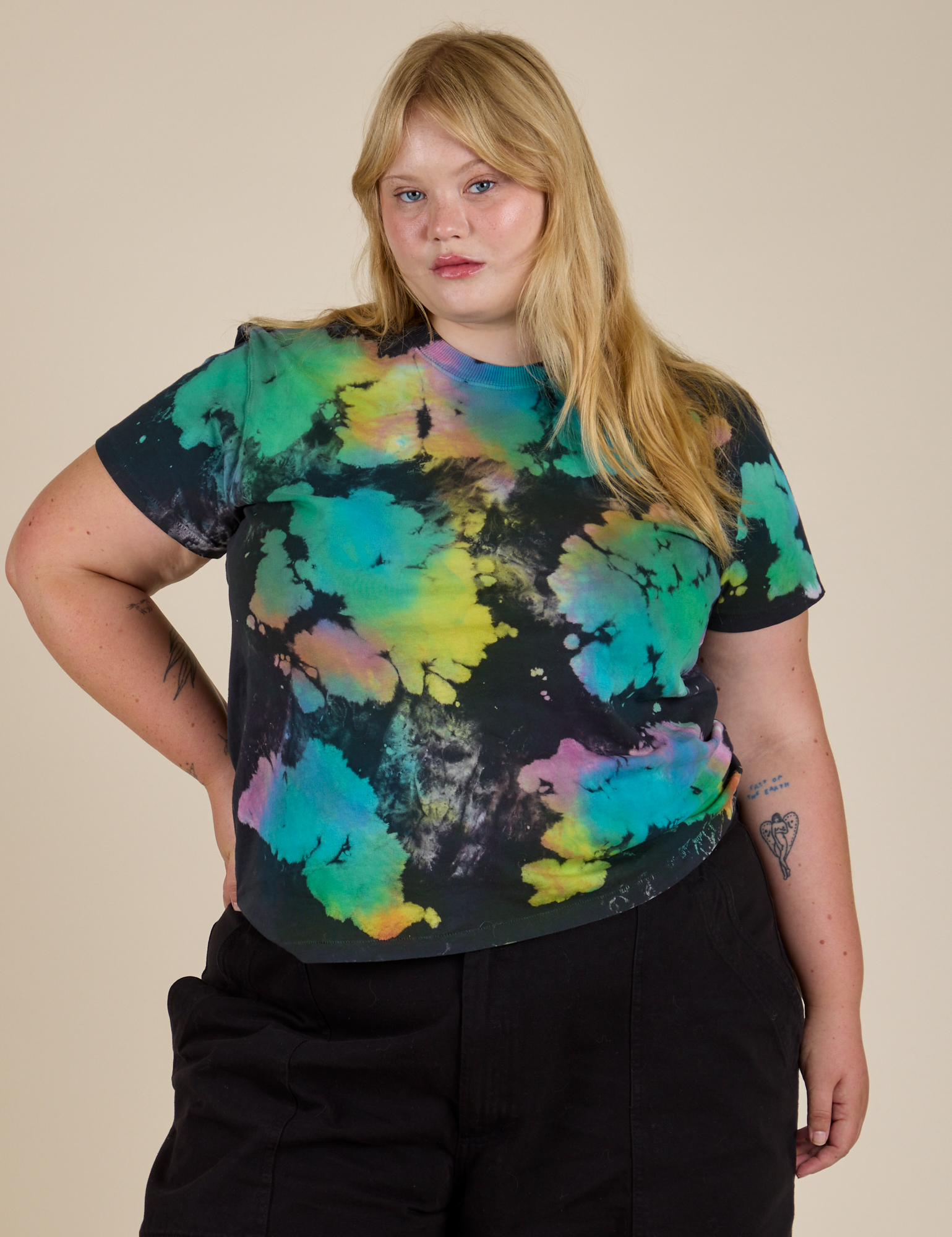Magic Waters Vintage Tee - Rainbow