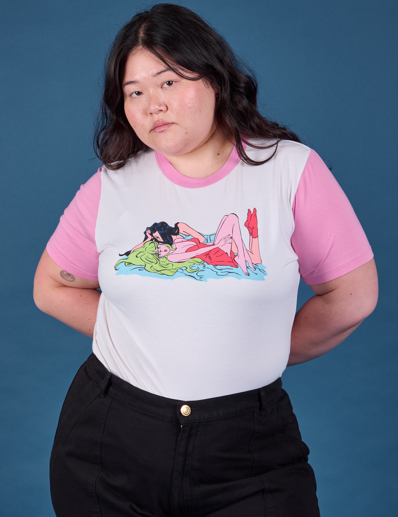 Ashley is 5'7" and wearing L Pink Lottie & Caroline Tee