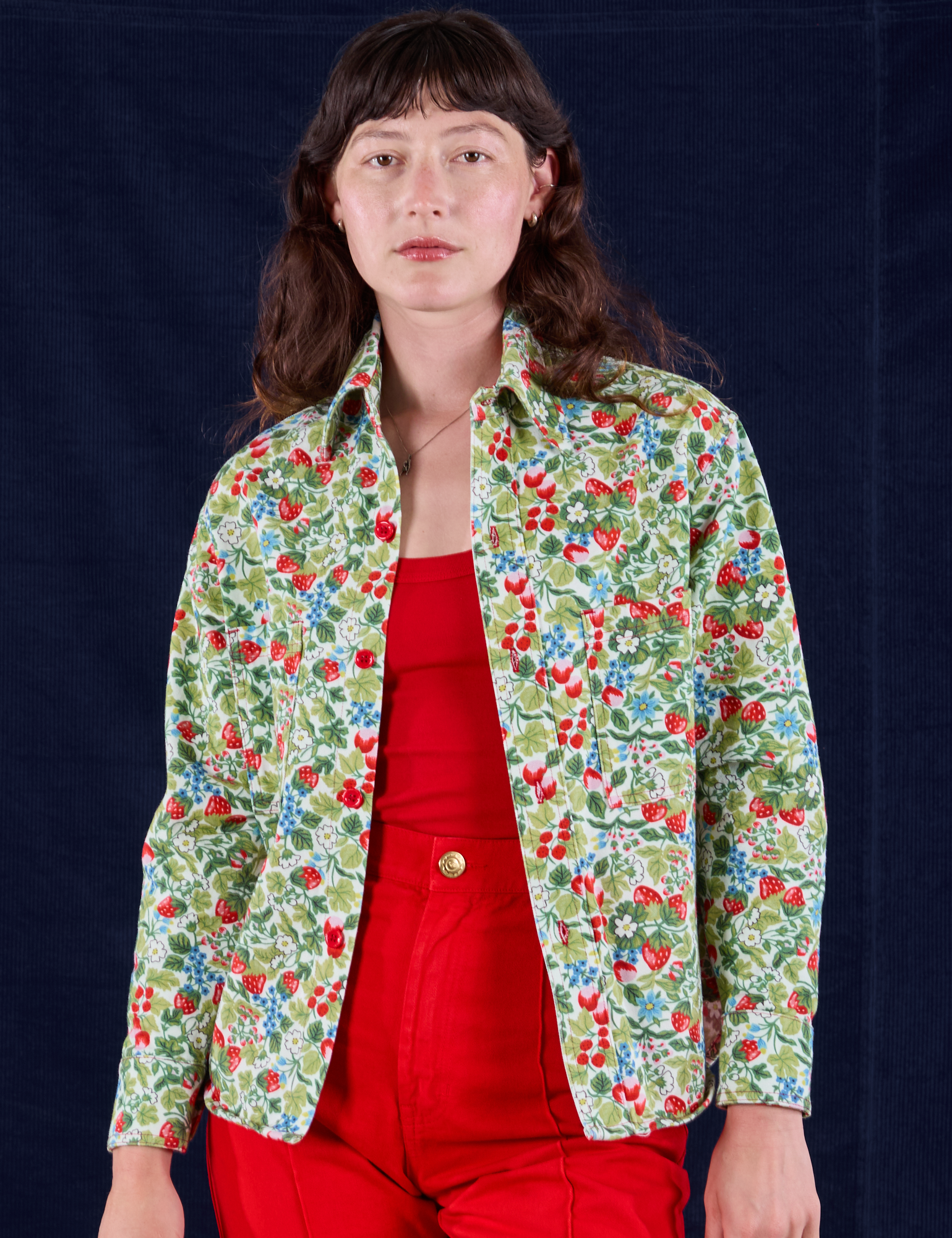 Cropped Overshirt in Strawberry Blossom on Alex