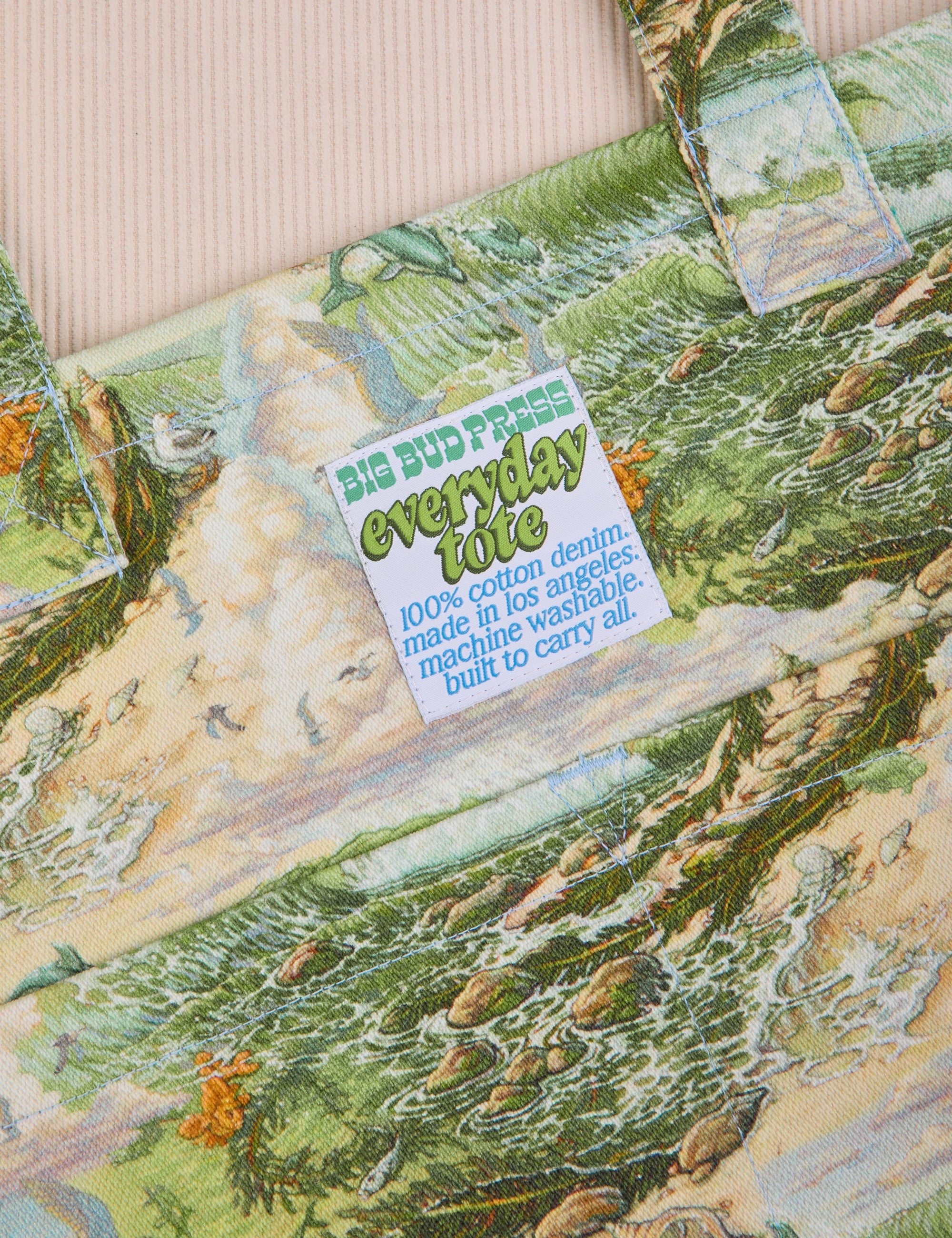 Ocean and Sky Printed Everyday Tote close up