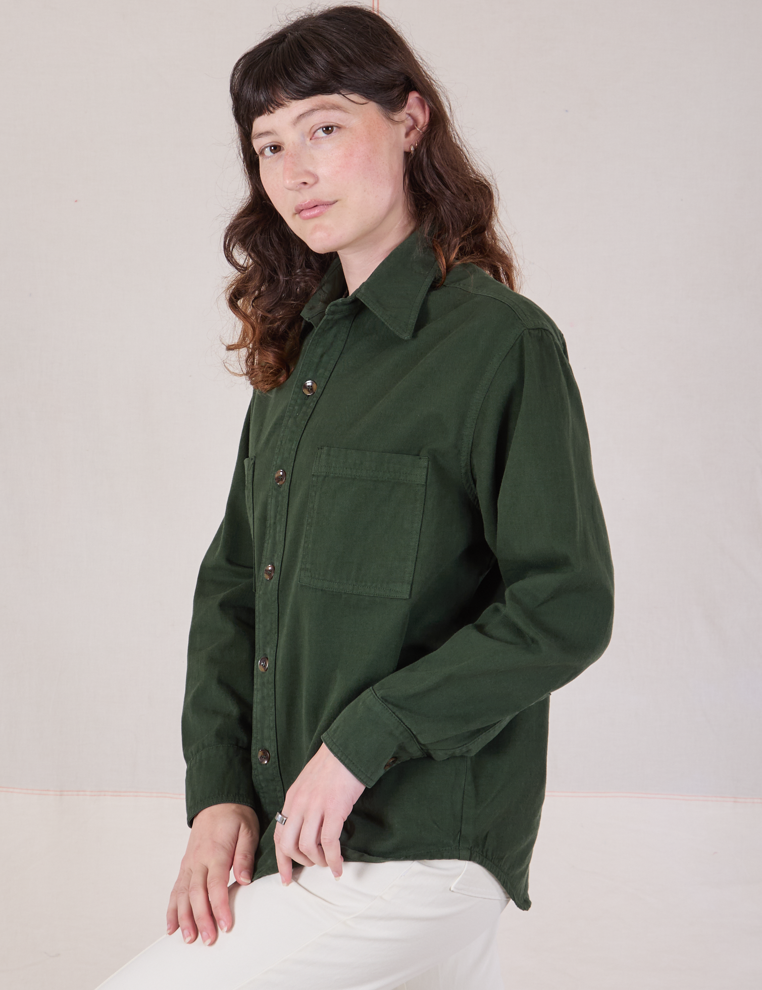 Twill Overshirt in Swamp Green side view on Alex