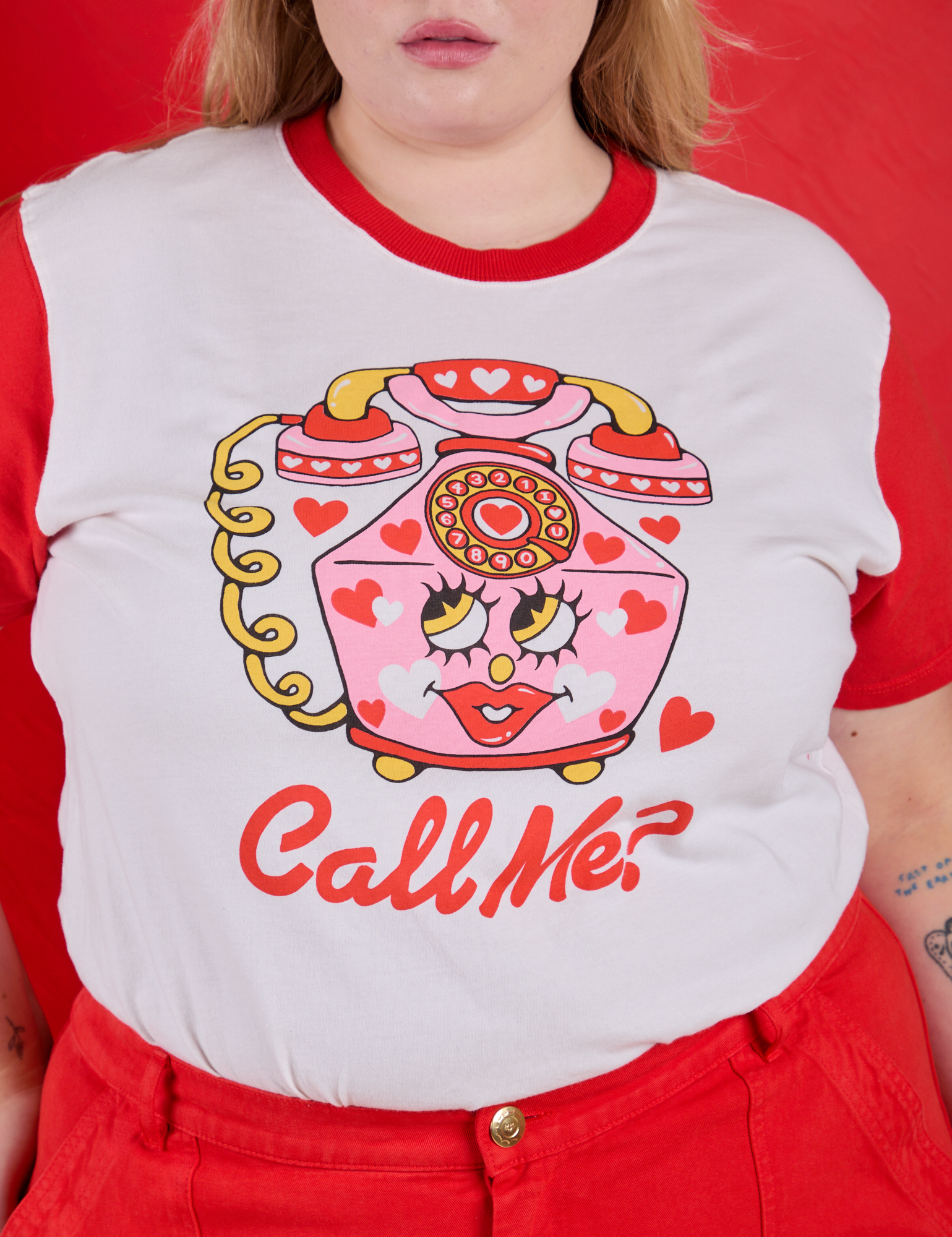 Vintage Tee in Call Me front close up on Juliet