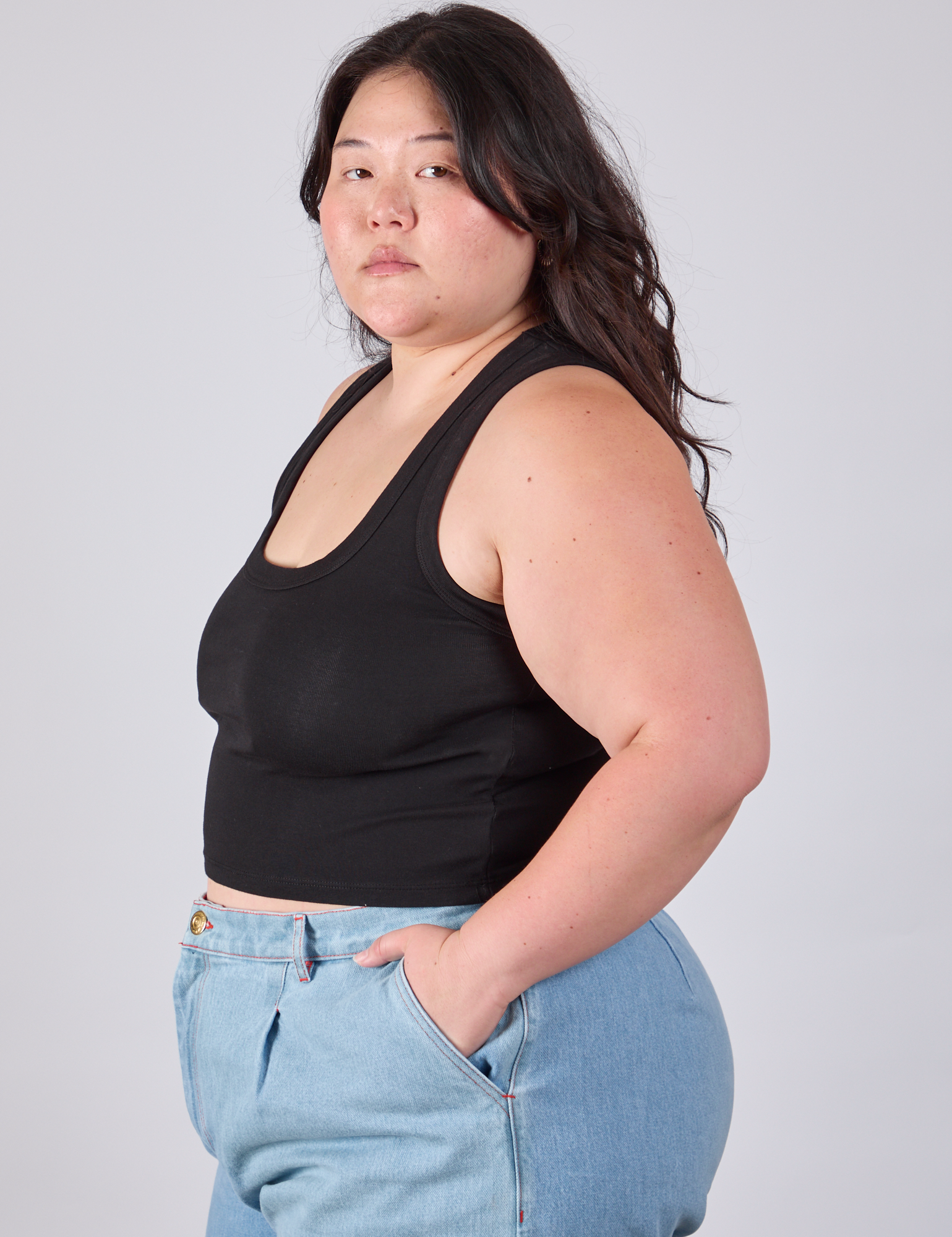 Cropped Tank Top in Basic Black side view on Ashley