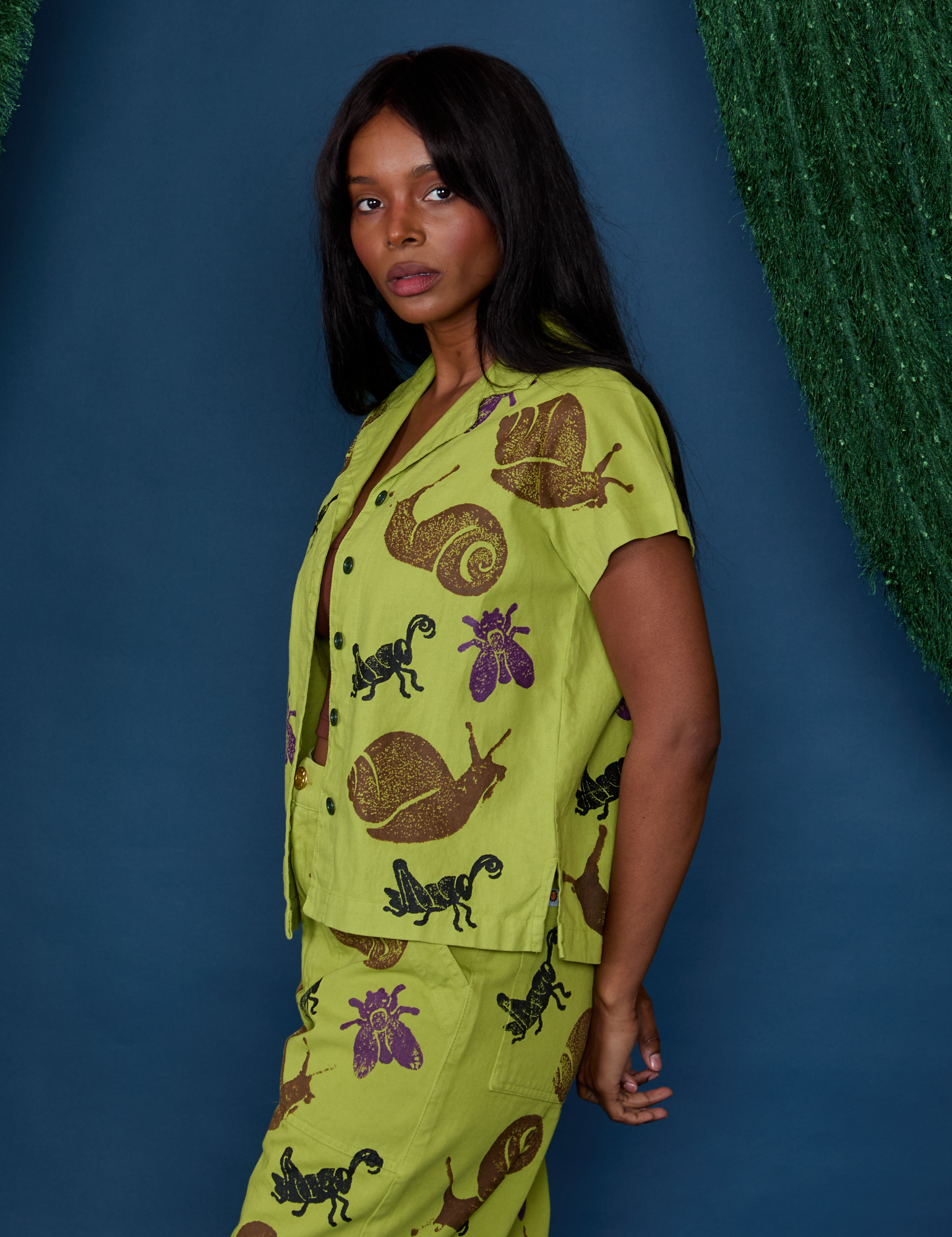 Paintstamped Pantry Button-Up - Big Bug