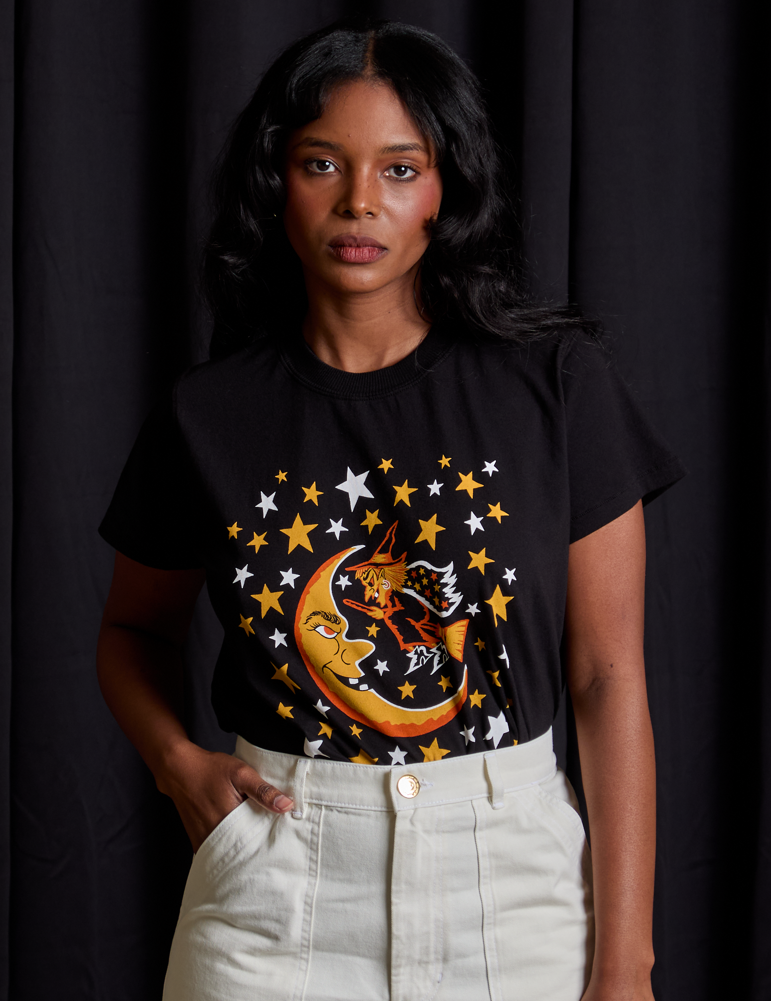 Vintage Tee in Moon &amp; Witch on Kandia