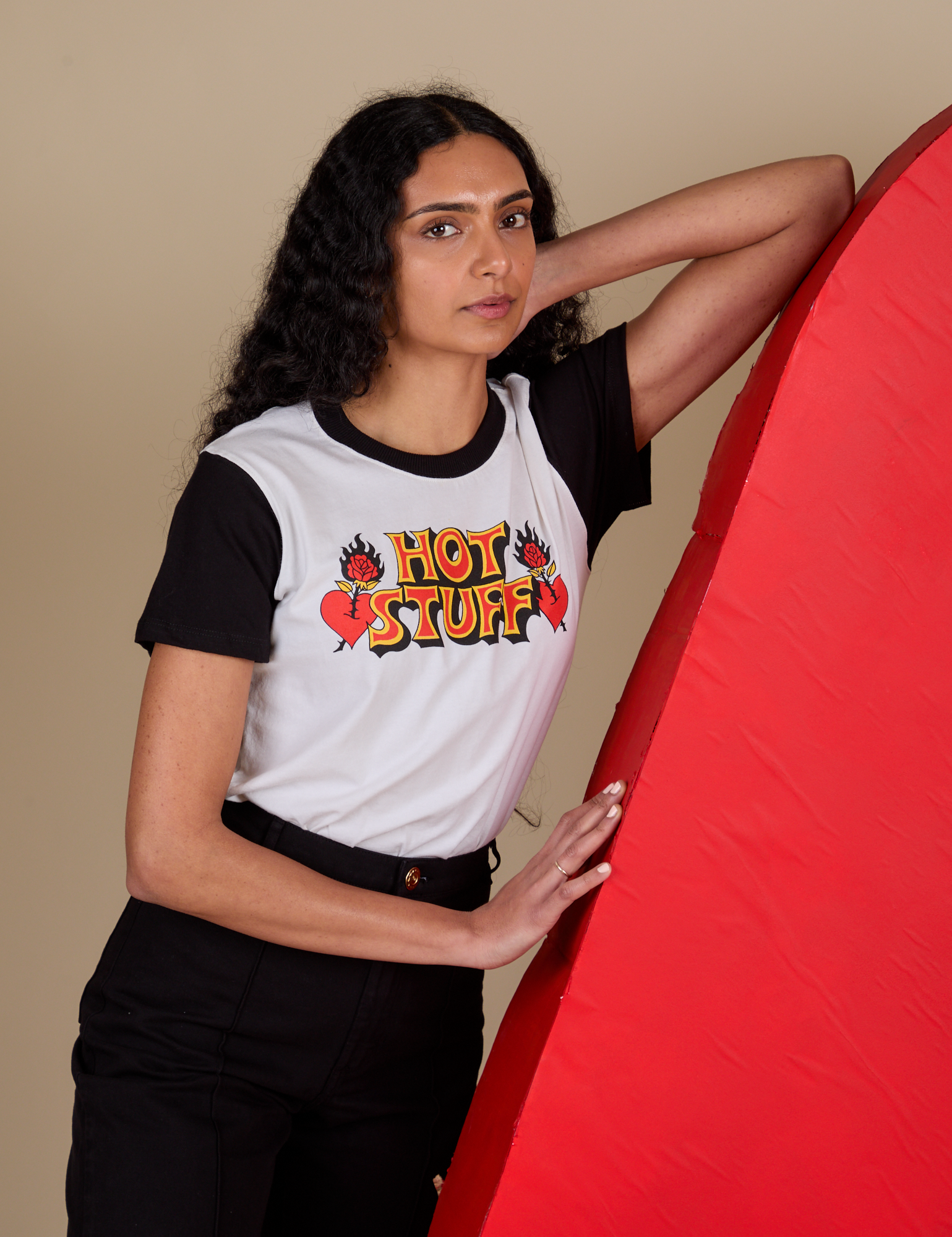 Vintage Tee in Hot Stuff on Shahana