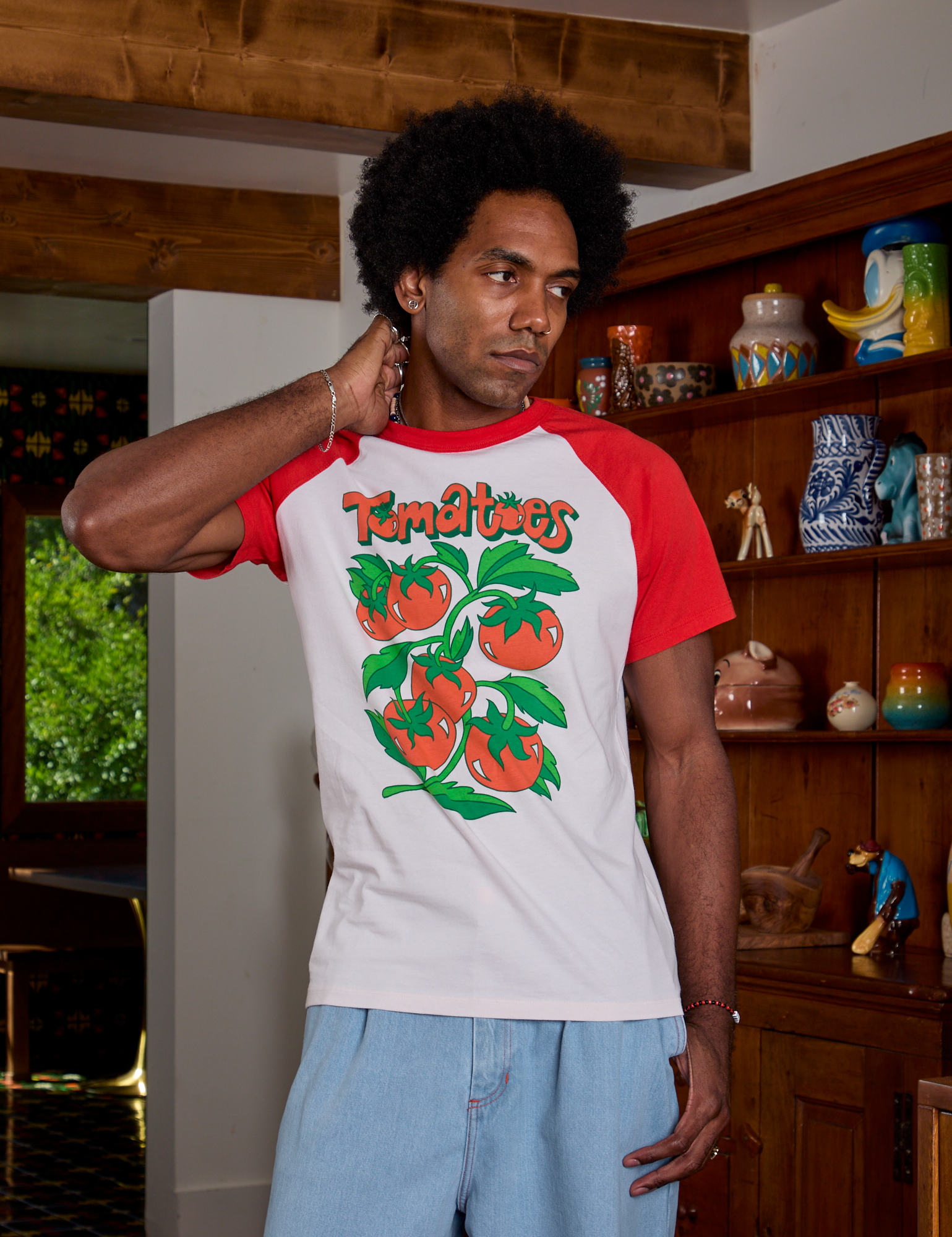 Jerrod is 6&#39;3&quot; and wearing M Short Sleeve Raglan Tee in Tomatoes