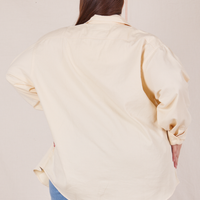 Back view of Oversize Overshirt in Vintage Off-White worn by Marielena