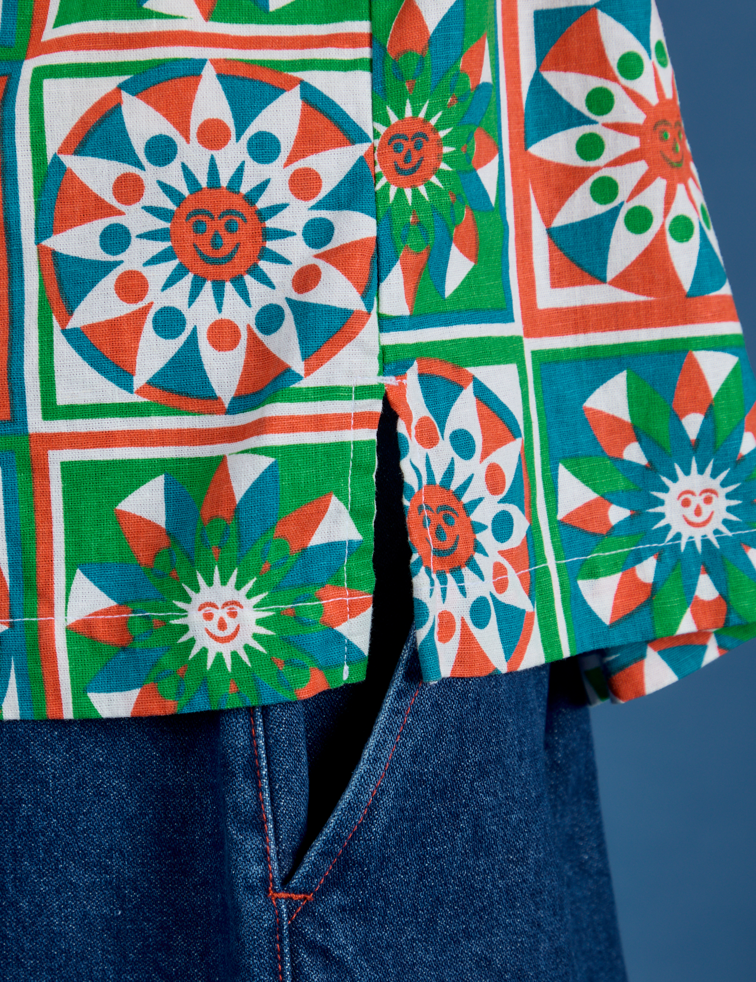 Close up of Quilt Print Pantry Button-Up side vent