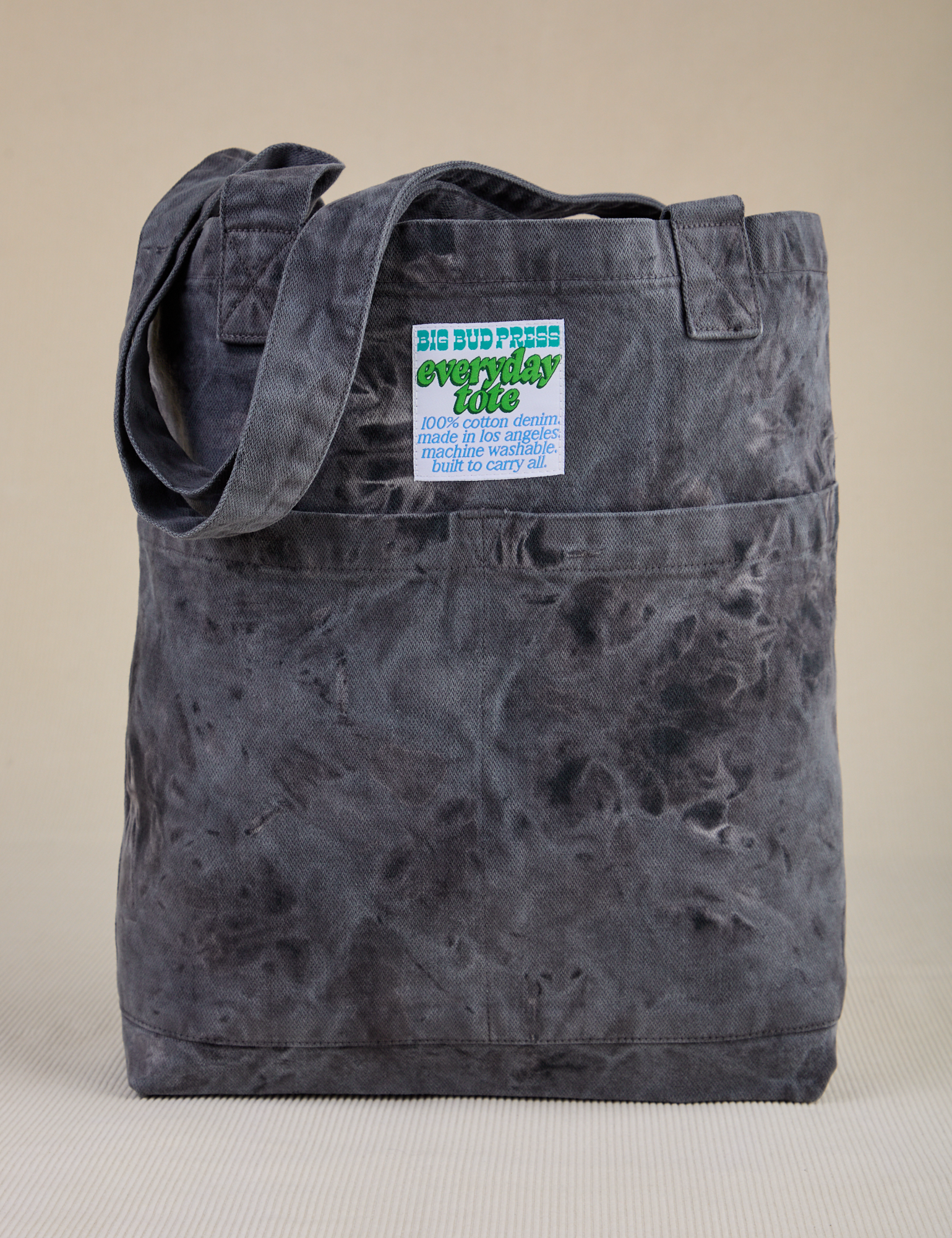 Everyday Tote in Black Magic Waters