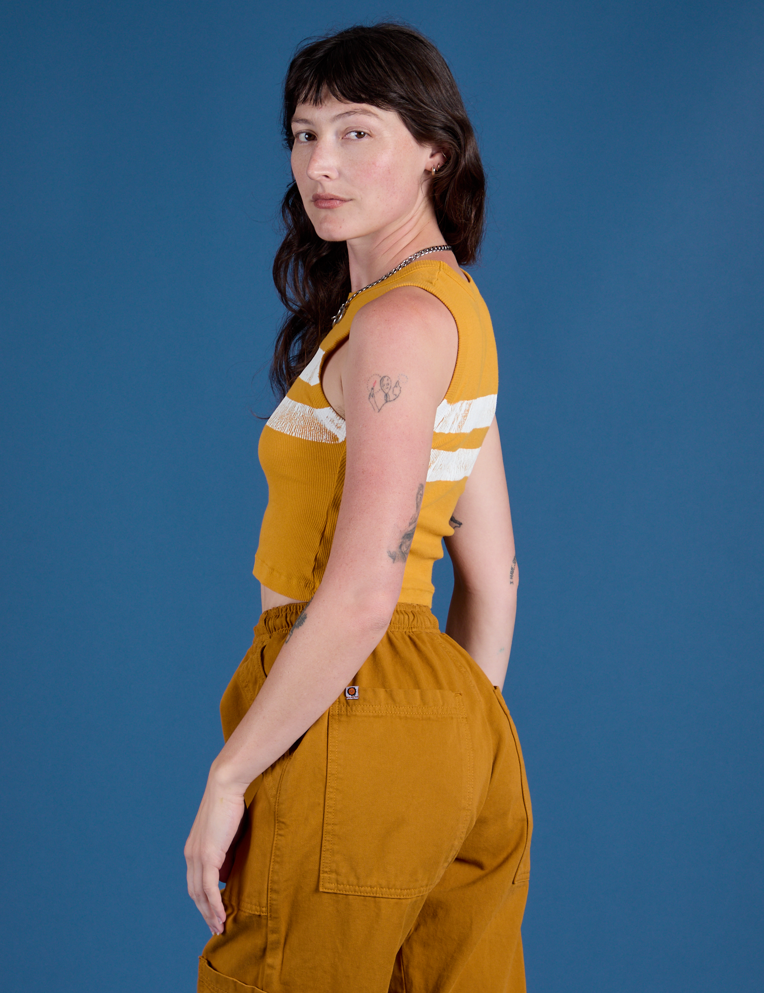 Painted Muscle Tee - Mustard Yellow