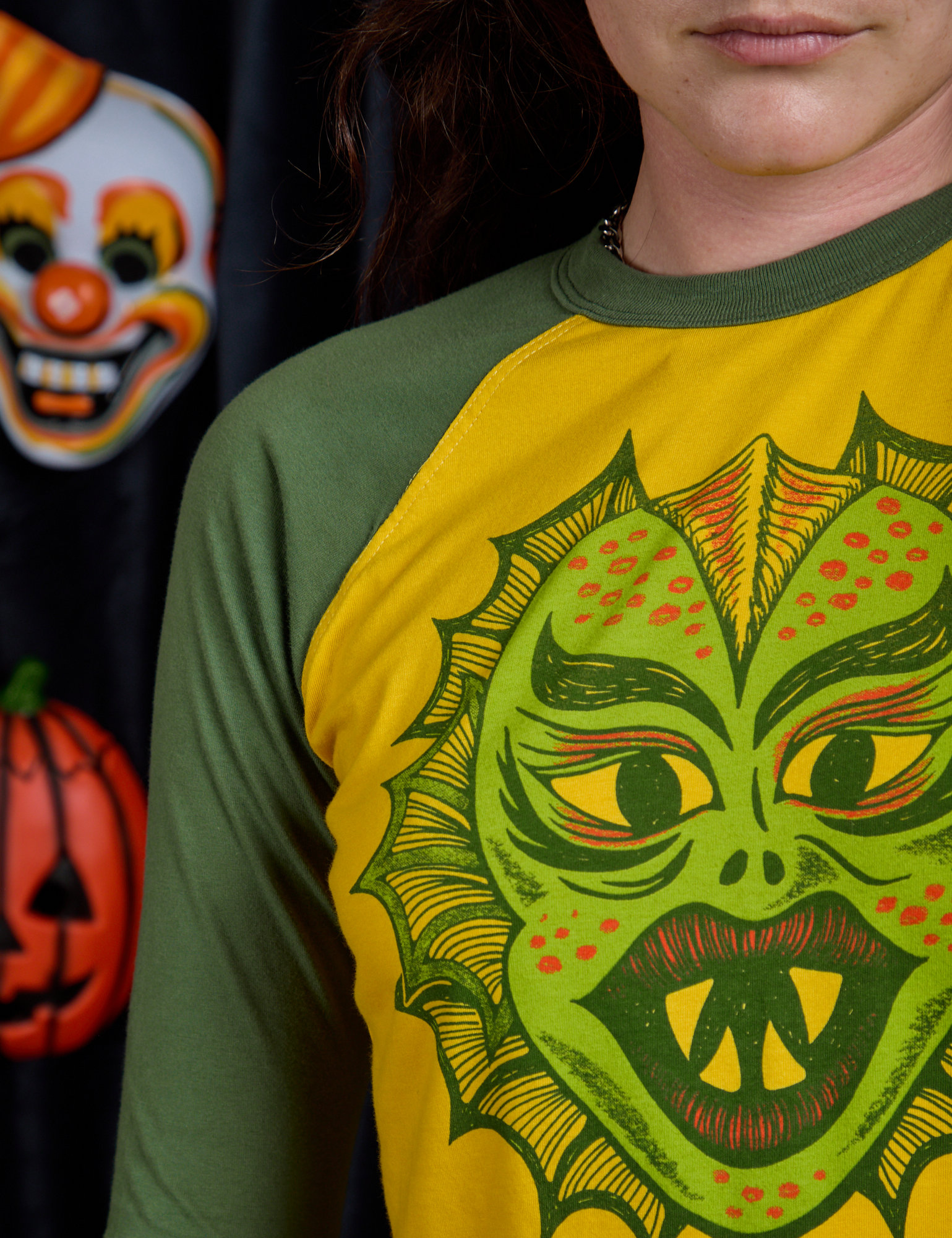 Raglan Tee in Creature shoulder close up