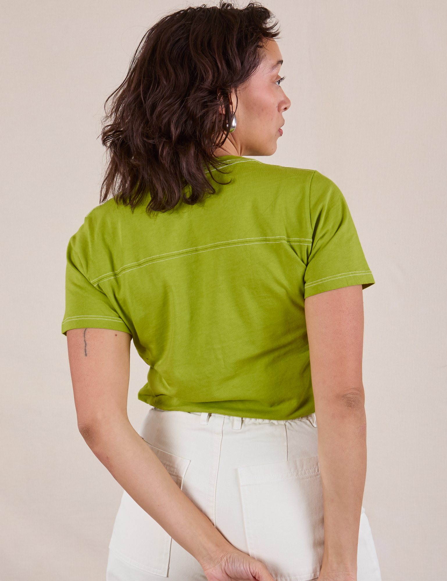 JV Tee in Gross Green back view on Tiara