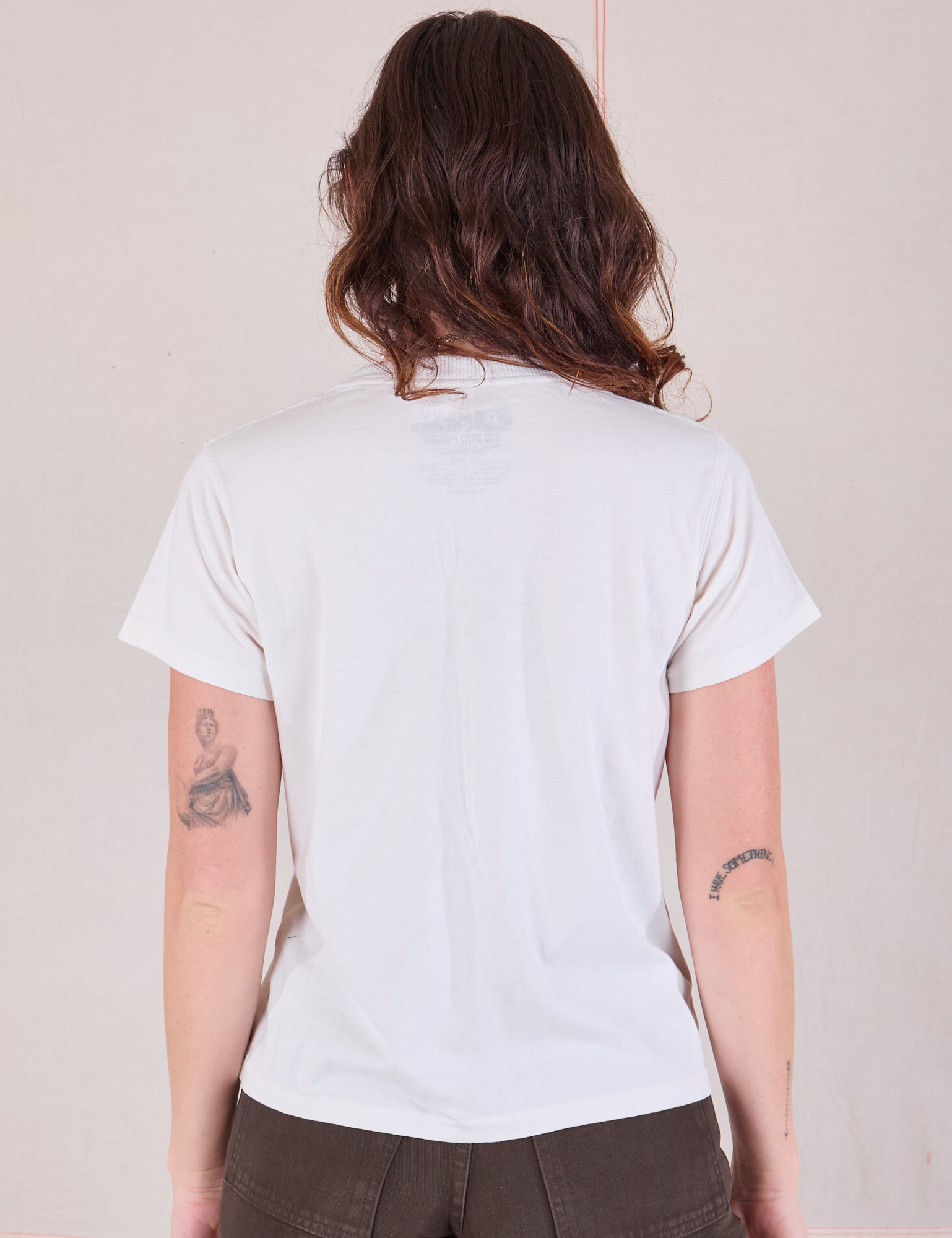 Masters Organic Tee in Lady With An Ermine back view on Alex