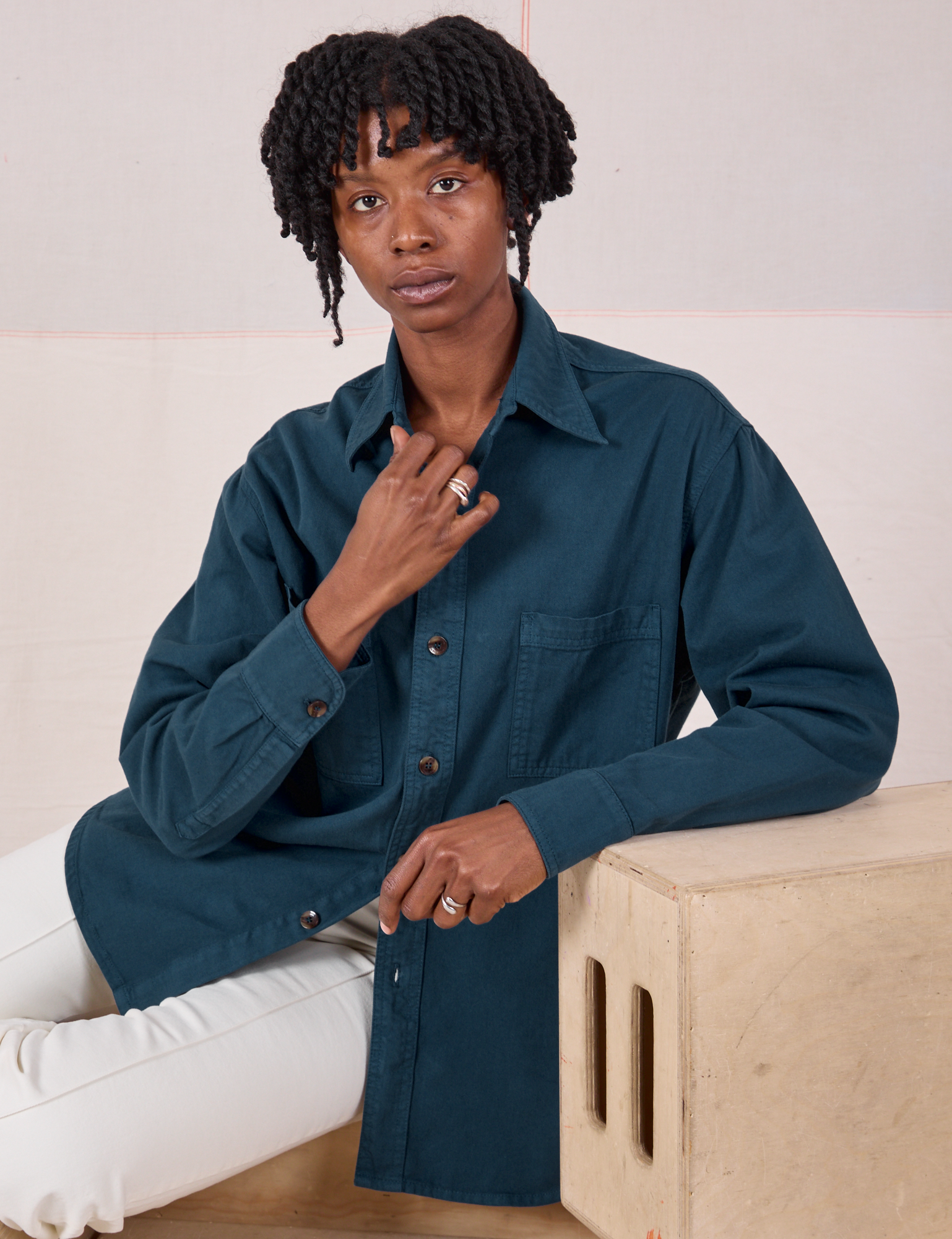 Twill Overshirt in Lagoon on Cheyann