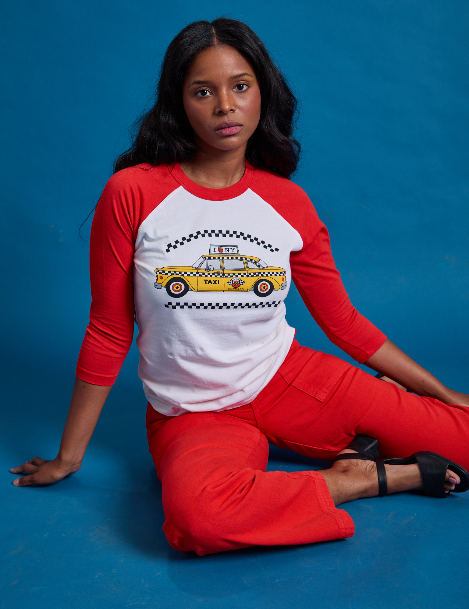 Taxi Raglan Tee in NYC and mustang red Work Pants on Kandia